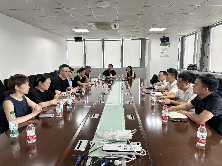 參觀學(xué)習(xí)拓視野，經(jīng)驗(yàn)交流促成長——錢江商城赴杭州大廈501城市廣場(chǎng)交流學(xué)習(xí)