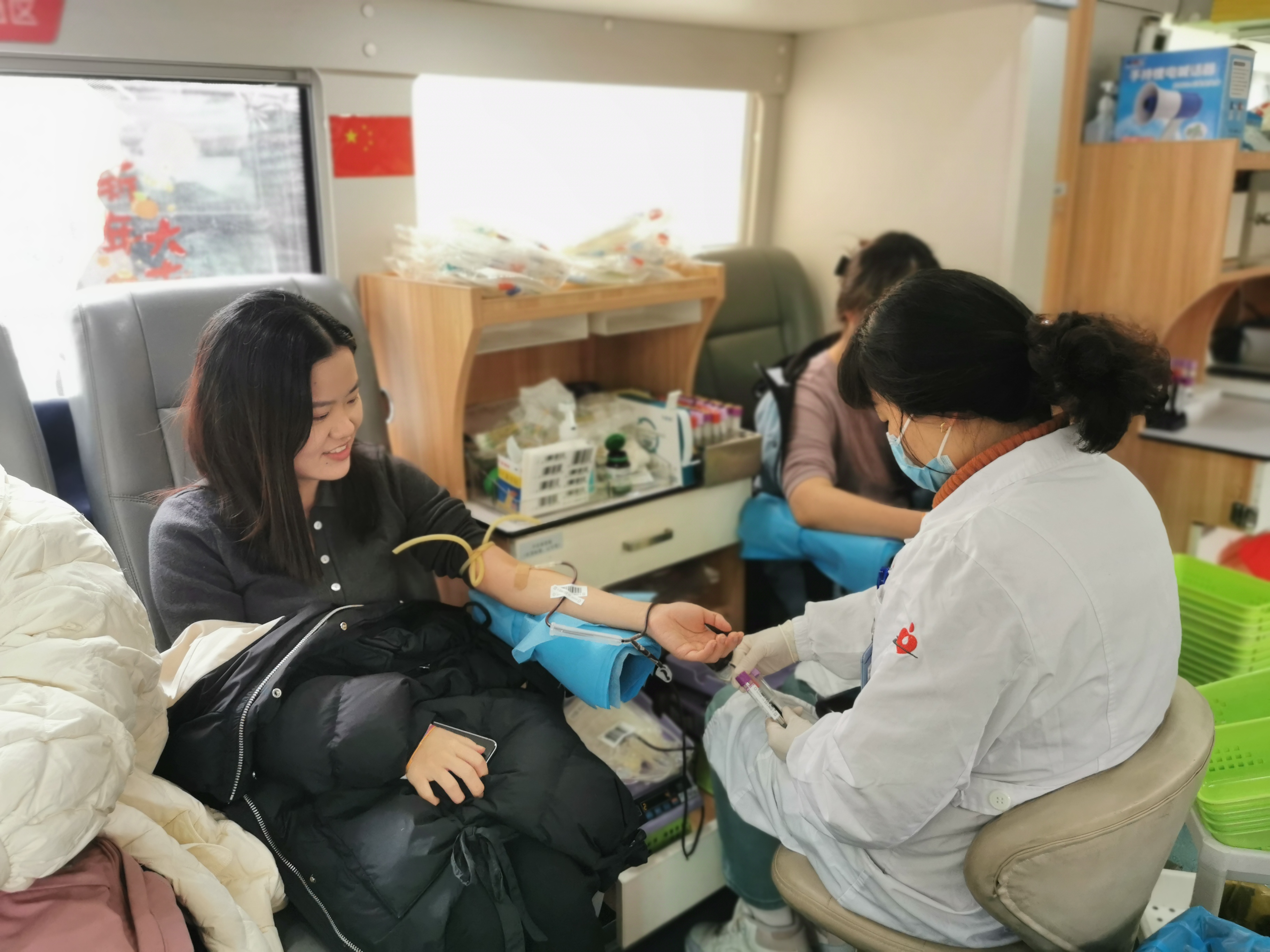 水晶城參與上塘街道無償獻血活動