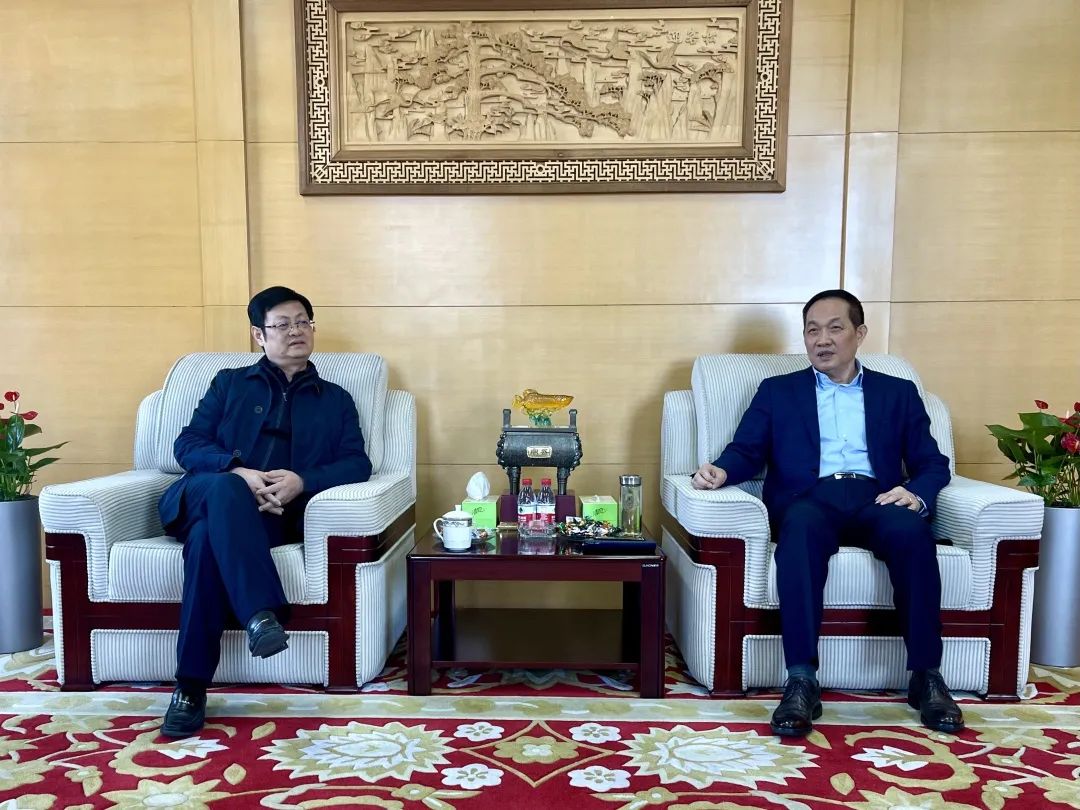 拱墅區(qū)政協(xié)黨組書(shū)記、主席周志輝蒞臨集團(tuán)