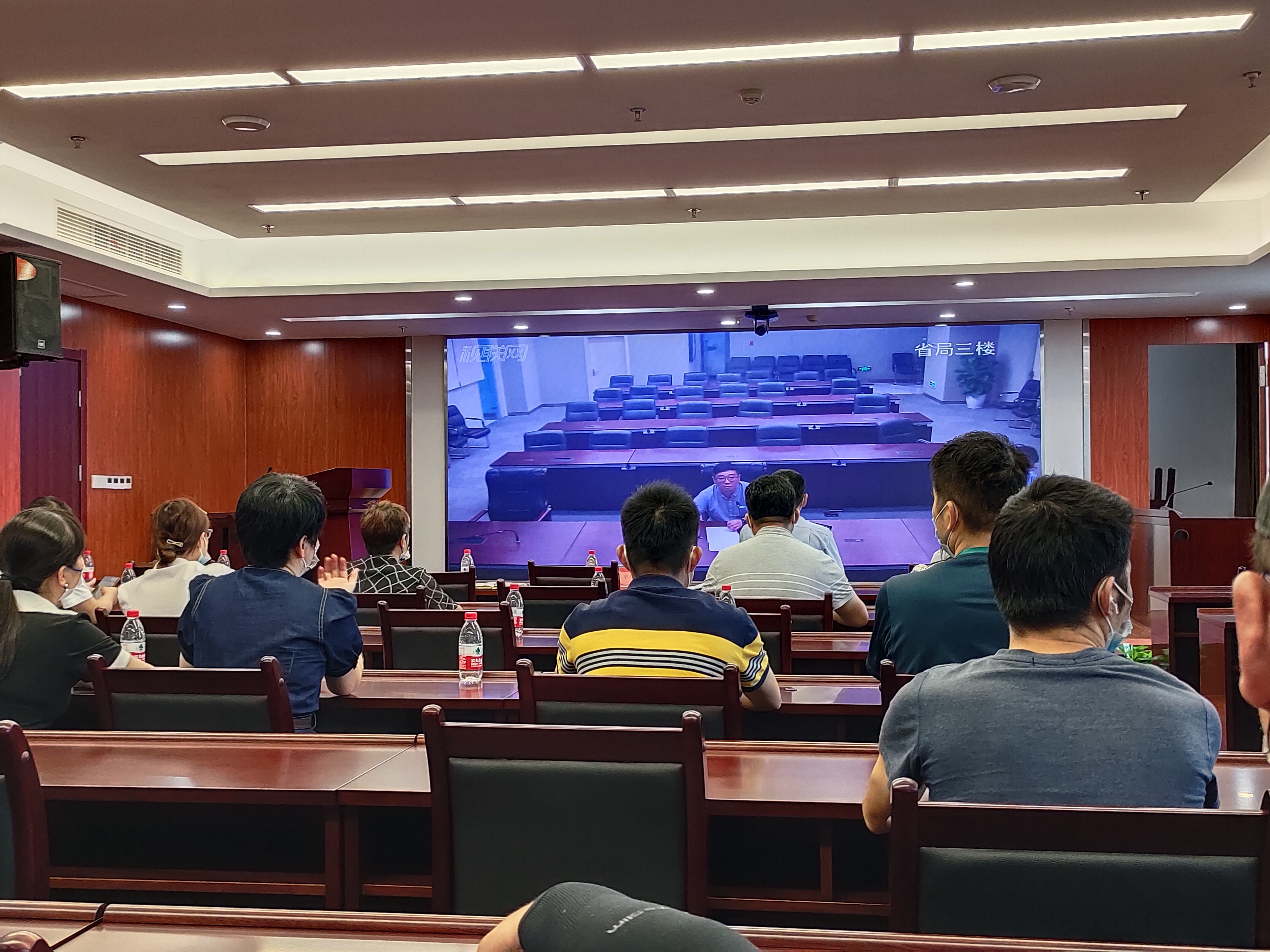 建華市場(chǎng)參加商品市場(chǎng)“紓困管理”實(shí)操演示培訓(xùn)會(huì)