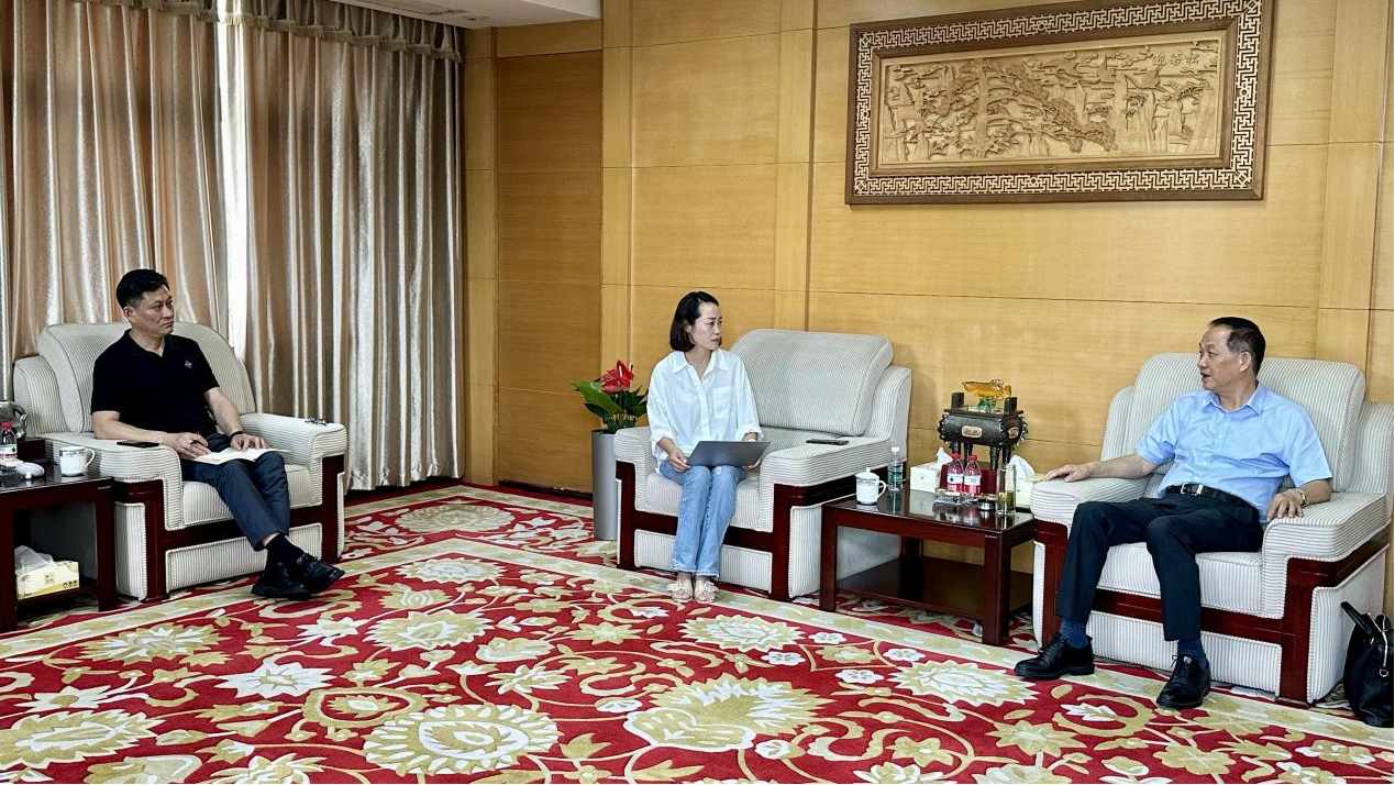 集團董事長調(diào)研杭州聚星新材料，共謀未來發(fā)展