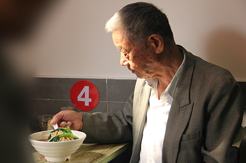 20151021重陽節(jié)送長壽面活動4.jpg 20151021重陽節(jié)送長壽面活動4.jpg